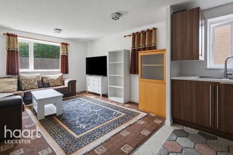 2 bedroom apartment for sale, Onyx Crescent, Leicester