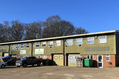 Warehouse to rent, Knowle Ln Eastleigh SO50 7DZ