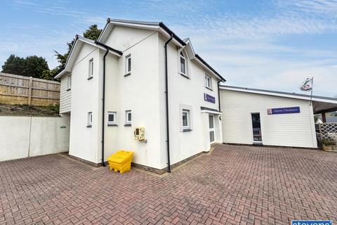 1 bedroom flat for sale, Molesworth Way, Holsworthy, Devon, EX22