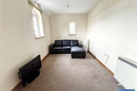 1 bedroom flat for sale, Molesworth Way, Holsworthy, Devon, EX22
