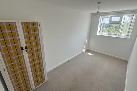 2 bedroom apartment to rent, Chessmount Rise, CHESHAM