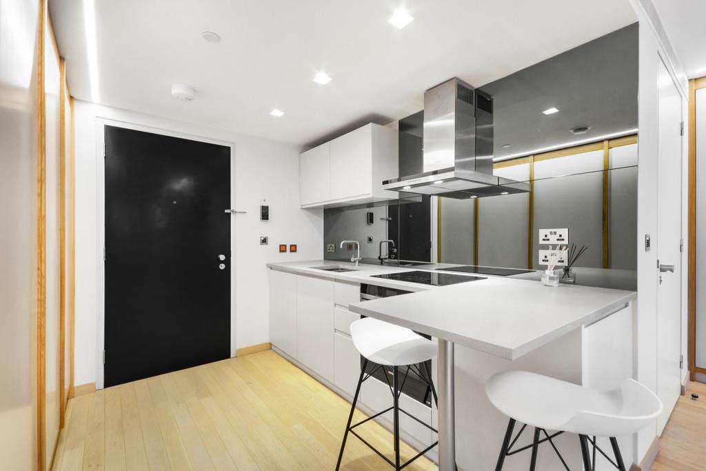 Apartment in London - More