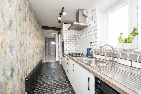 3 bedroom semi-detached house for sale, Lindley Avenue, TIPTON, DY4 8JU