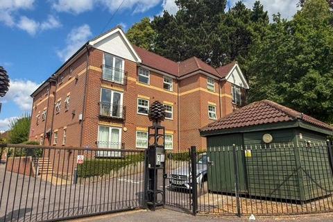 2 bedroom flat for sale, Cobden Avenue, SOUTHAMPTON, Hampshire, SO18