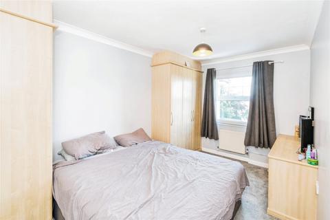 2 bedroom flat for sale, Cobden Avenue, SOUTHAMPTON, Hampshire, SO18