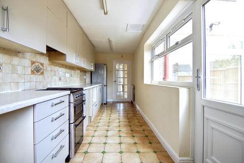 3 bedroom terraced house for sale, Evenlode Crescent, Coventry CV6