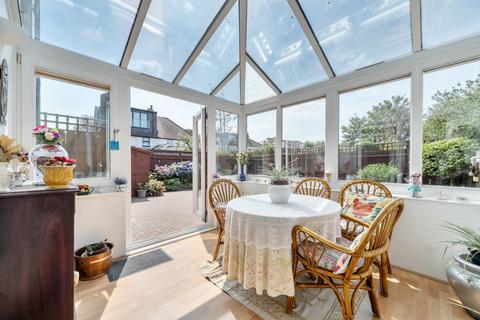undefined, Regents Close, Hayes