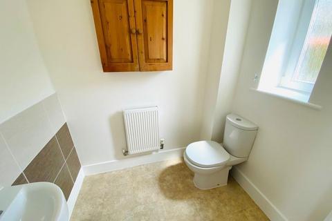 3 bedroom house to rent, Lloyd Road