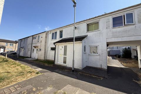 4 bed terraced house for rent in Grantham Walk