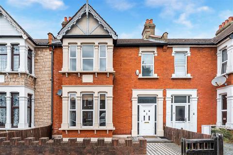4 bedroom terraced house for sale, Aldborough Road South, Ilford