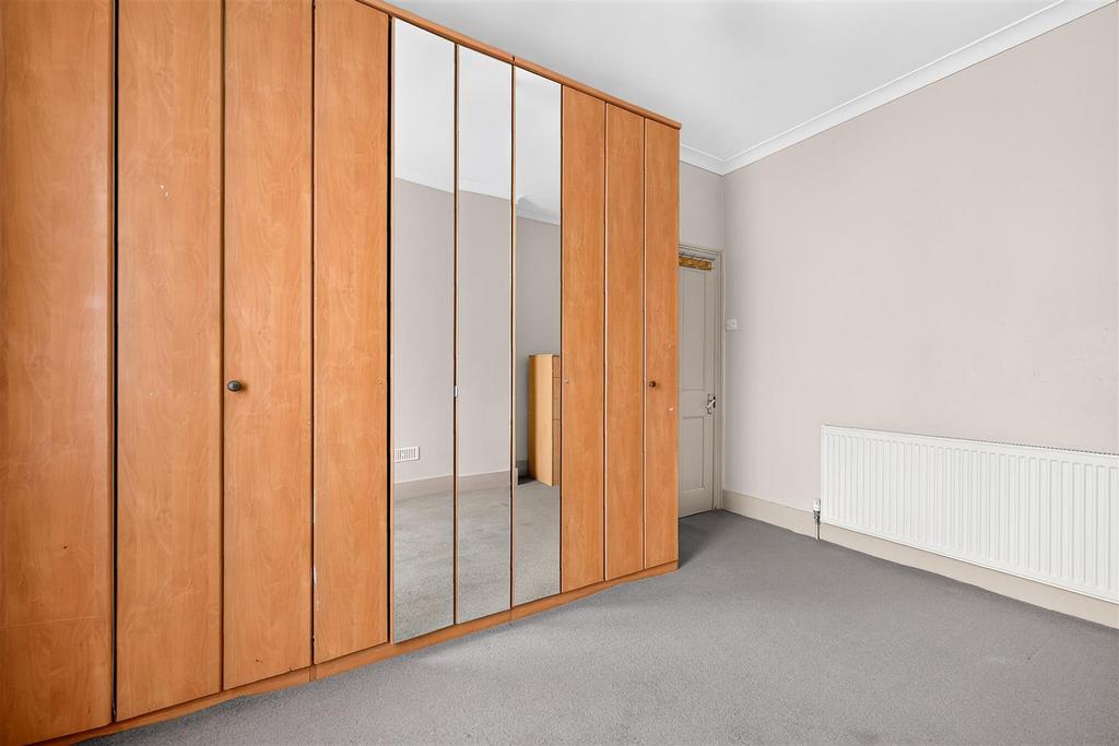 Walk-in wardrobe