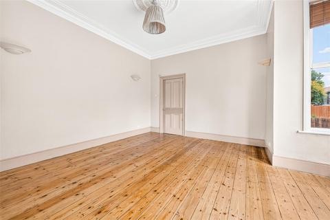 4 bedroom terraced house for sale, Aldborough Road South, Ilford