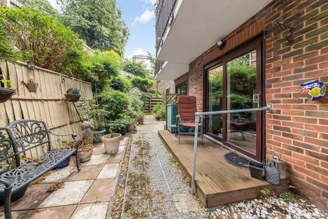 2 bedroom apartment for sale, Church Road, Cryatal Palace, London, SE19