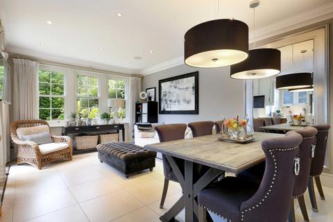 3 bedroom semi-detached house for sale, Oak Wood Place, Gerrards Cross, Buckinghamshire, SL9