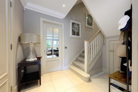 3 bedroom semi-detached house for sale, Oak Wood Place, Gerrards Cross, Buckinghamshire, SL9