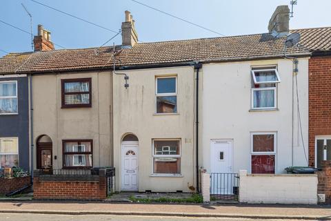2 bed terraced house for rent in Nelson Road Central, Great Yarmouth, NR30