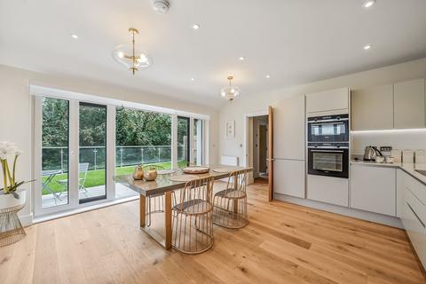 3 bedroom semi-detached house for sale, Mcilwraith Road, Salcombe