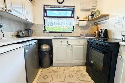 1 bedroom maisonette for sale, Hawthorne Crescent, West Drayton, Hillingdon
