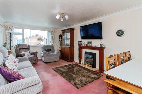 2 bedroom bungalow for sale, Laburnum Drive, Rhyl, Denbighshire, LL18