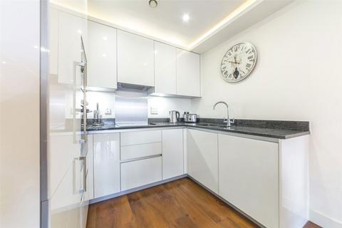 2 bedroom flat for sale, Conningham Court, Kidbrooke Village SE9