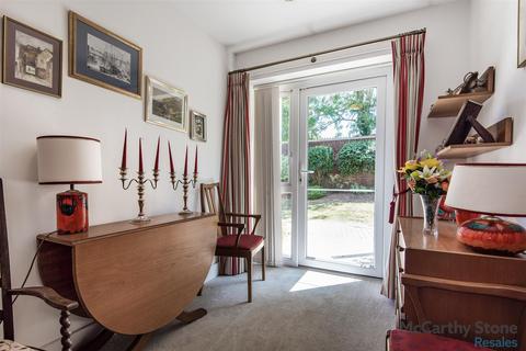 2 bedroom apartment for sale, Park House, Old Park Road, Hitchin