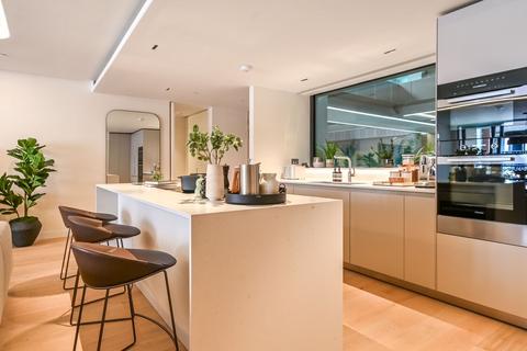 2 bedroom flat for sale, Aybrook Street, Marylebone, London, W1U