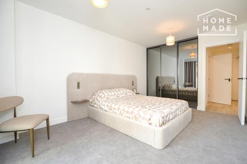 undefined, Kew Bridge Rise, TW8