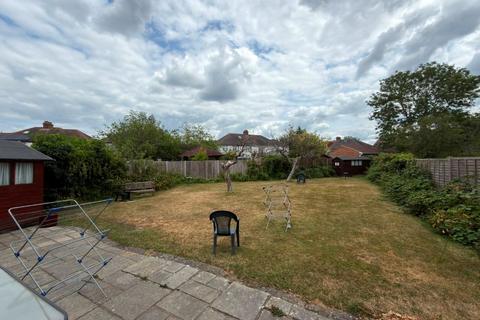 undefined, 121 Glebe Gardens, New Malden, Surrey, KT3 5RX
