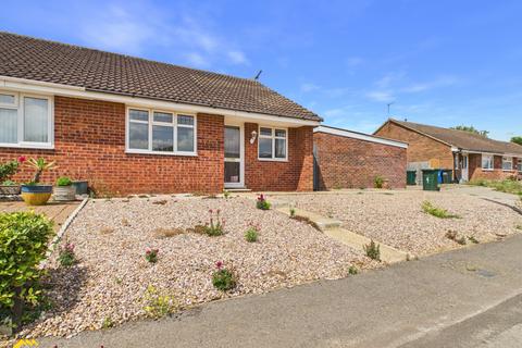 2 bedroom semi-detached bungalow for sale, Cheviot Way, Banbury OX16