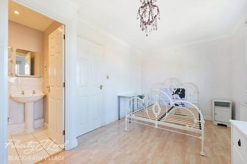 Barlow Drive, London