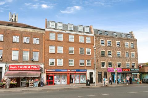 1 bedroom flat for sale, High Street, Ilford, IG6