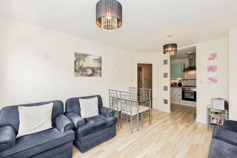1 bedroom flat for sale, High Street, Ilford, IG6
