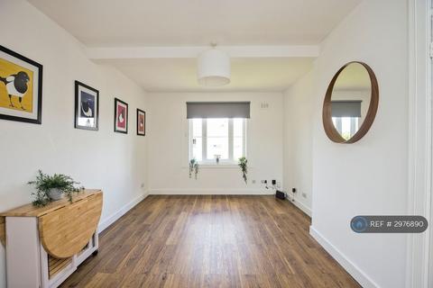 undefined, Saughton Gardens, Edinburgh, EH12