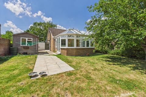 2 bedroom semi-detached bungalow for sale, Bedgrove, Aylesbury