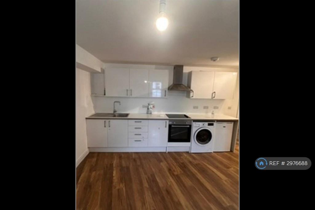 Apartment in Reading, Battle - View 2