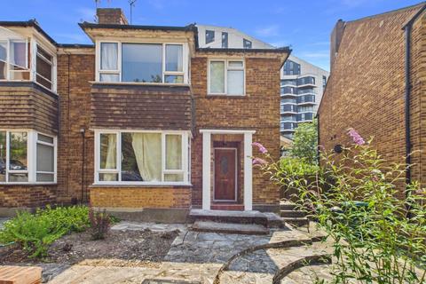 Ravensbourne Road, Bromley BR1