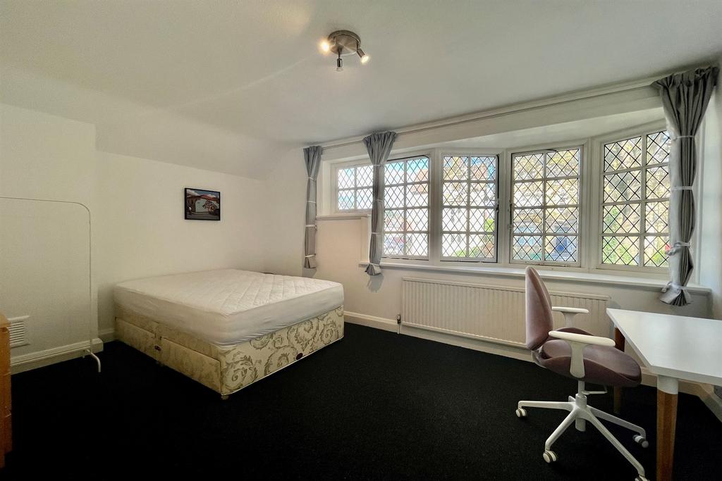 Apartment in Oxford, East Oxford - View 2