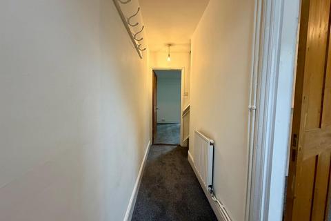 2 bedroom terraced house to rent, 24 Priory Street, Colchester CO1