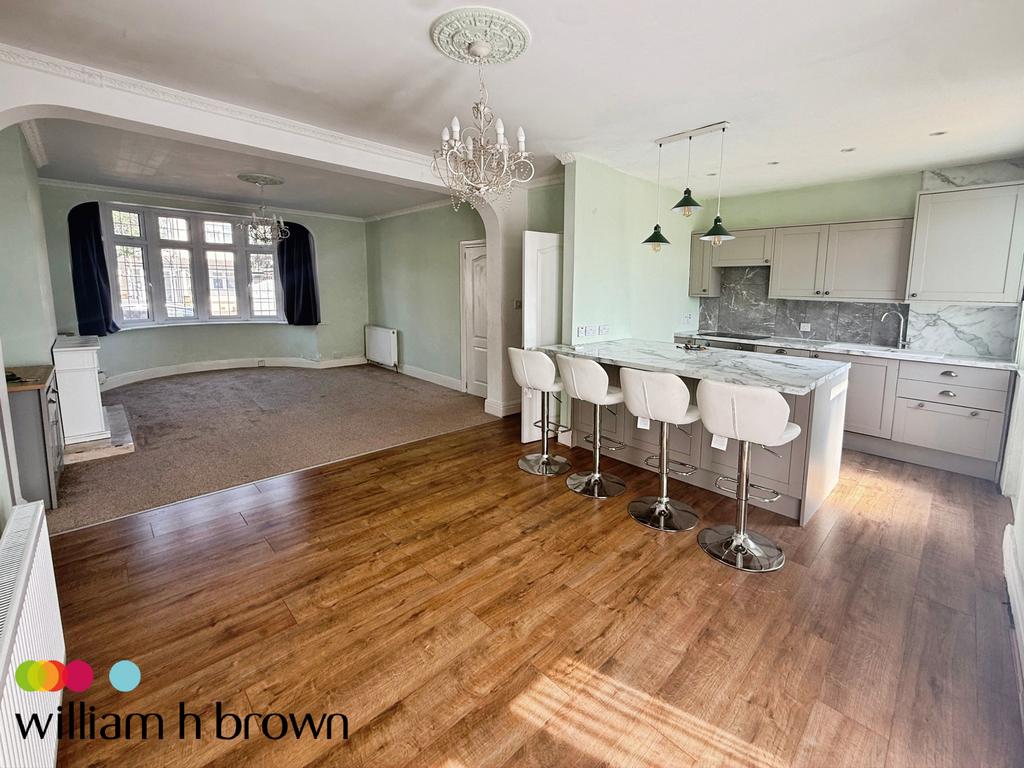 House in London - View 2