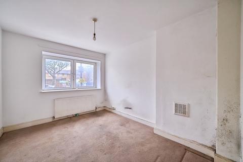 2 bedroom flat for sale, Digby Street, London, E2