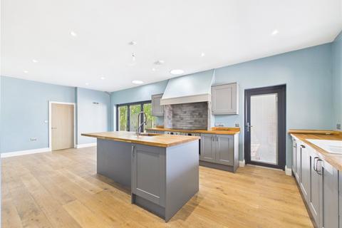 4 bedroom bungalow for sale, Ruther Park, Haverfordwest, Pembrokeshire, SA61