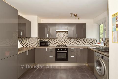 undefined, Beechwood Drive, Woodford Green IG8