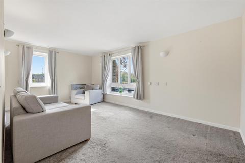1 bedroom retirement property for sale, Oak Lodge, Wanstead