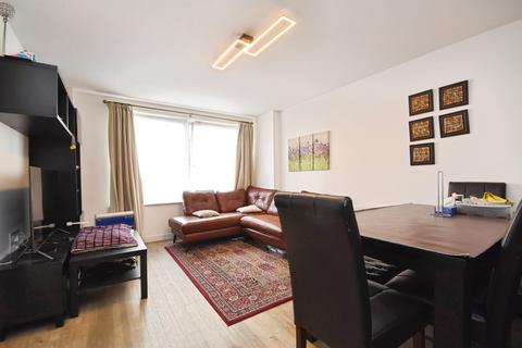 2 bedroom ground floor flat for sale, Watson Heights, Chelmsford