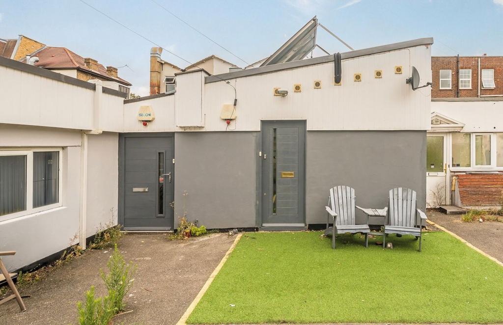 Courtyard, garden