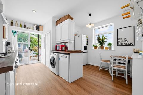 2 bedroom maisonette for sale, Tankerton Road, Surbiton