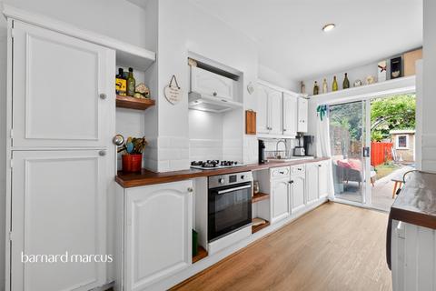 2 bedroom maisonette for sale, Tankerton Road, Surbiton