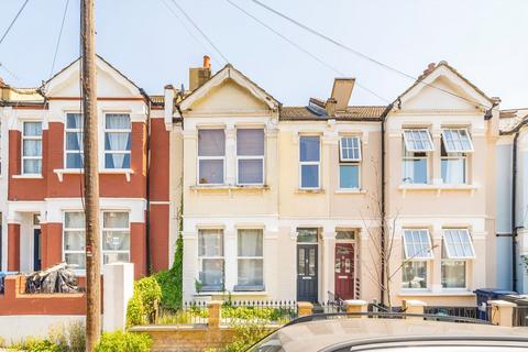 Berrymead Gardens, London W3