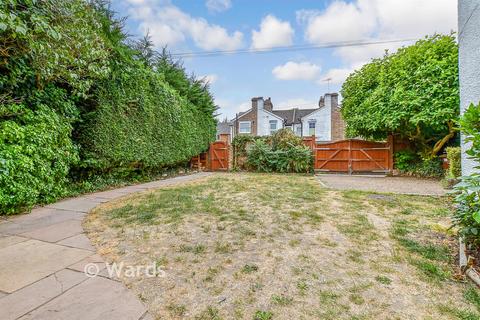 3 bedroom semi-detached house for sale, Hawden Road, Tonbridge TN9