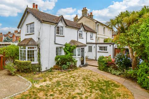3 bedroom semi-detached house for sale, Hawden Road, Tonbridge TN9